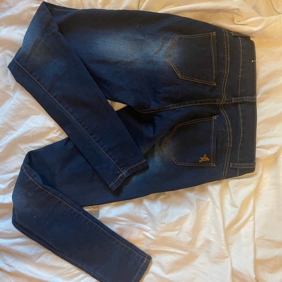 VIP jeans - Picture 2 of 2
